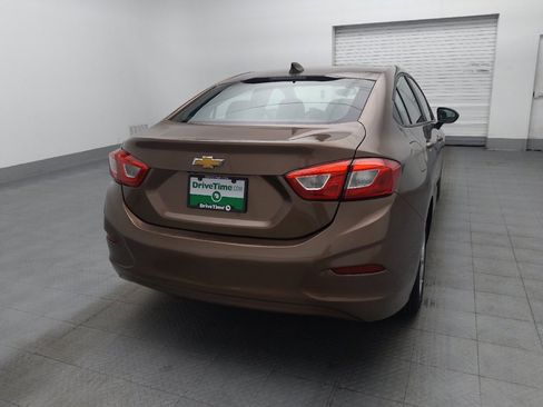 Used 2019 Chevrolet Cruze LS FWD image 7