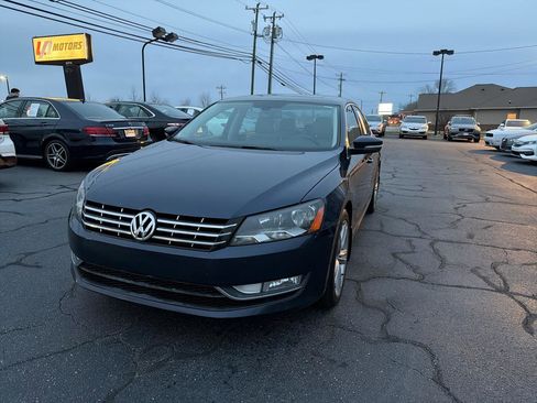 Used 2013 Volkswagen Passat 3.6 SE image 7