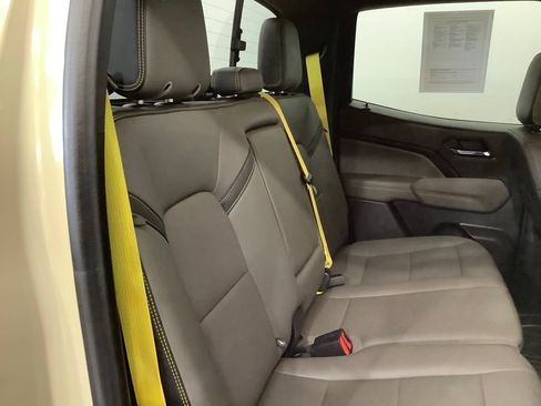 Used 2024 Chevrolet Colorado ZR2 w/ ZR2 Convenience Package III AWD/4WD image 36