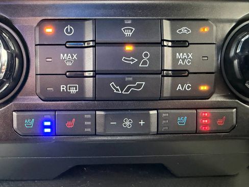 Used 2015 Ford F150 Lariat AWD/4WD image 27