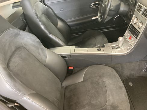 Used 2005 Chrysler Crossfire SRT-6 RWD image 16