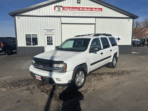 Used 2005 Chevrolet TrailBlazer EXT LS w/ LS Preferred Equipment Group image 1