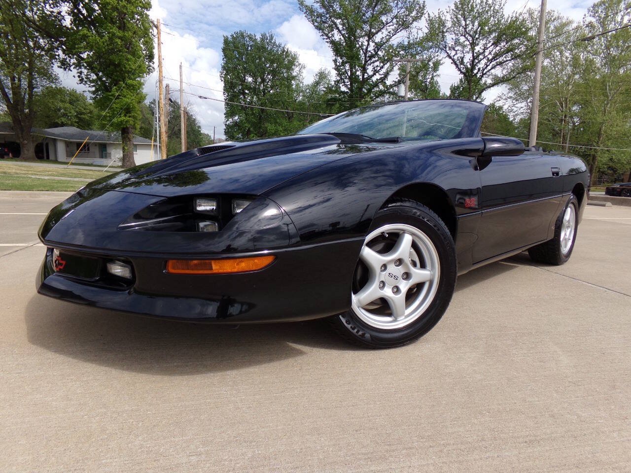 Used 1997 Chevrolet Camaro SS w/ SS Alteration Pkg RWD image 2