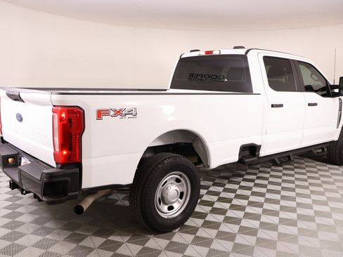 Used 2023 Ford F350 XL w/ FX4 Off-Road Package image 19