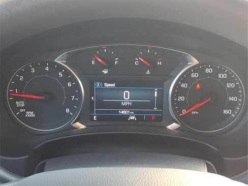 Used 2024 GMC Terrain SLE w/ Driver Convenience Package image 11