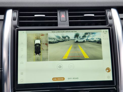 Used 2022 Land Rover Discovery HSE R-Dynamic image 20