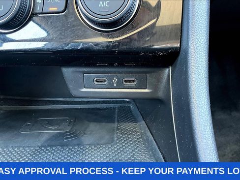 Used 2021 Volkswagen Jetta SEL Premium image 21