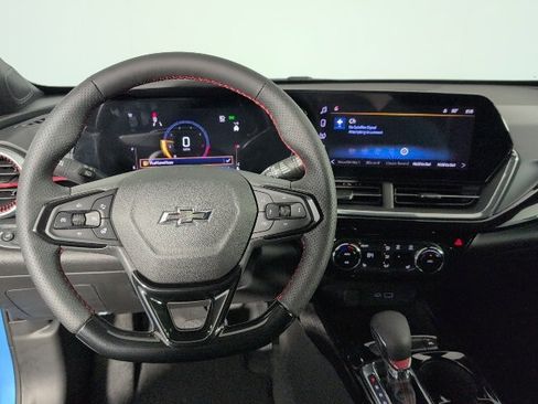 New 2026 Chevrolet Trax RS image 13