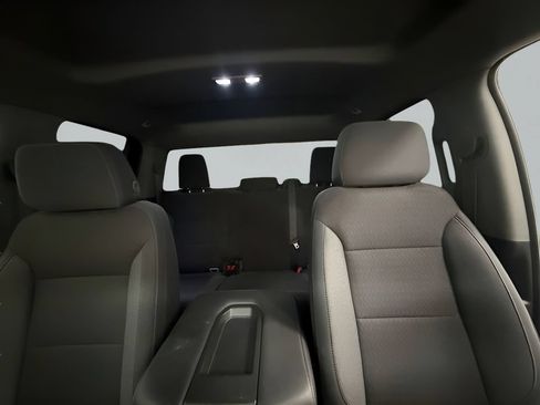 Used 2020 Chevrolet Silverado 2500 W/T w/ WT Safety Package AWD/4WD image 16