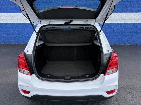 Used 2019 Chevrolet Trax LS image 18