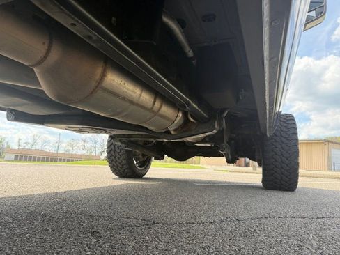 Used 2024 RAM 2500 Laramie AWD/4WD image 12