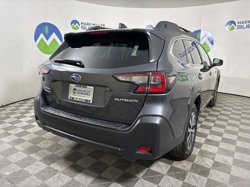 Used 2025 Subaru Outback Premium w/ Popular Package #1A image 11