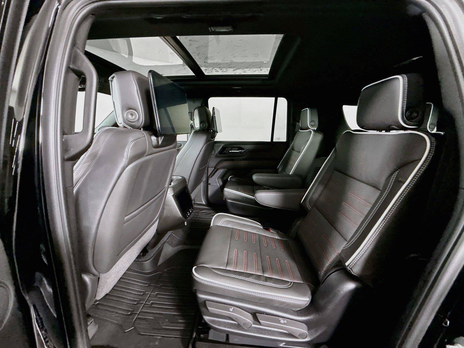 New 2027 GMC Yukon XL AT4 Ultimate w/ LPO, Floor Liner Package AWD/4WD image 19