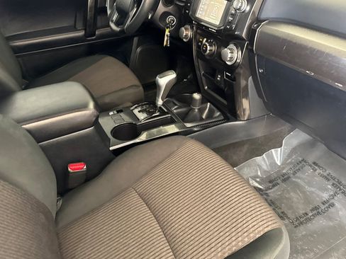 Used 2019 Toyota 4Runner TRD Off-Road AWD/4WD image 16