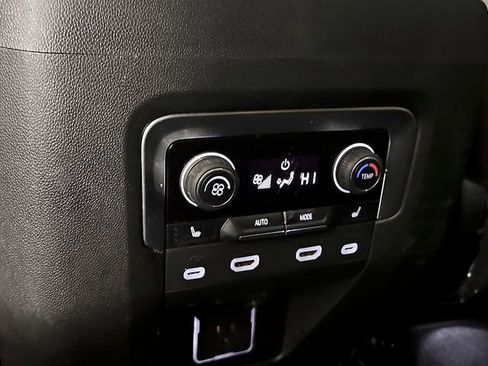 Used 2021 Chevrolet Tahoe High Country w/ Premium Package AWD/4WD image 13