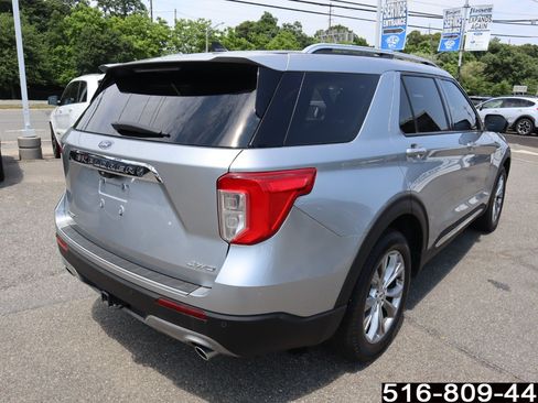 Used 2022 Ford Explorer Limited w/ Equipment Group 301A AWD/4WD image 5