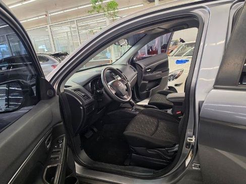 Used 2020 Mitsubishi Outlander Sport ES FWD image 8