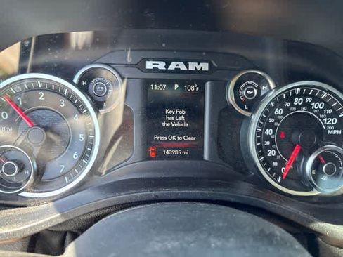 Used 2019 RAM 1500 Big Horn RWD image 13