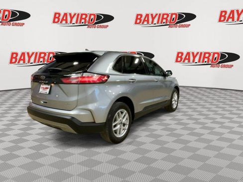 Used 2021 Ford Edge SEL AWD/4WD image 9