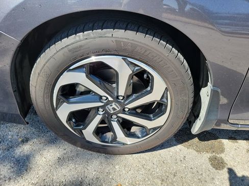 Used 2016 Honda Accord EX-L image 9