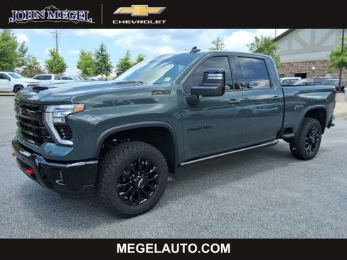 Certified 2025 Chevrolet Silverado 2500 LTZ w/ Trail Boss Package AWD/4WD image 1