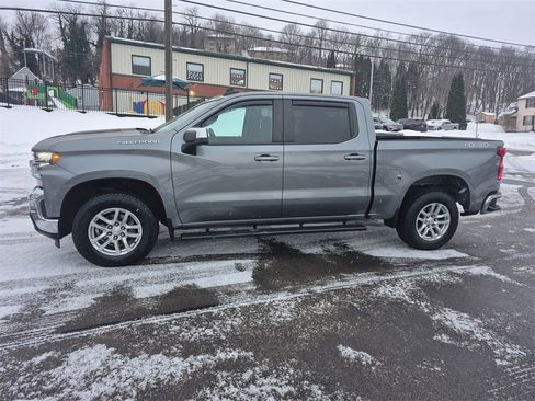 Used 2021 Chevrolet Silverado 1500 LT image 12