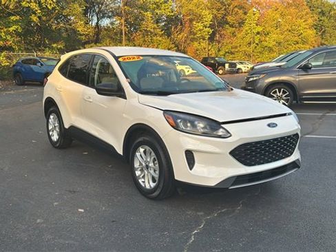 Used 2022 Ford Escape SE image 28