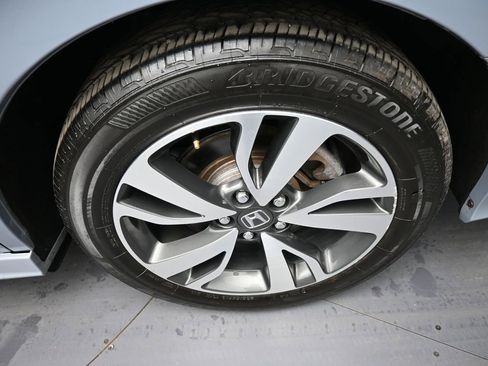 Used 2023 Honda Odyssey Touring image 15