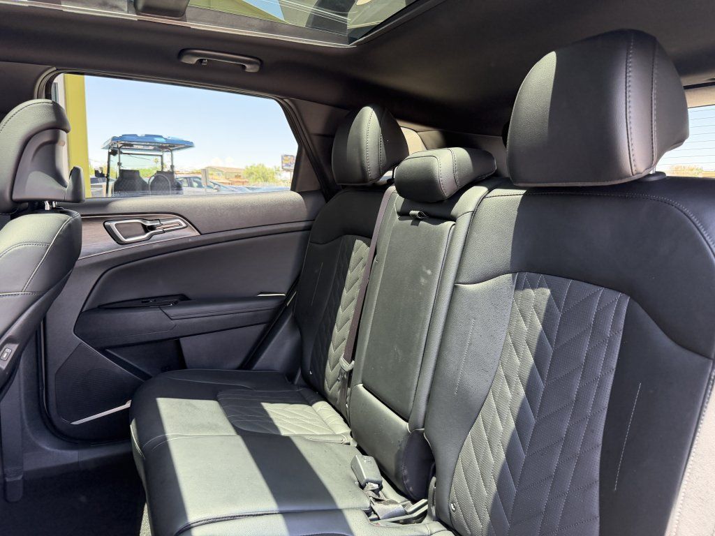 Used 2025 Kia Sportage X-Line w/ Premium Package AWD/4WD image 34