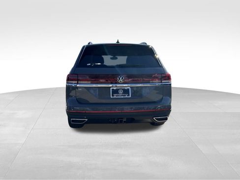 New 2026 Volkswagen Atlas SE FWD image 4