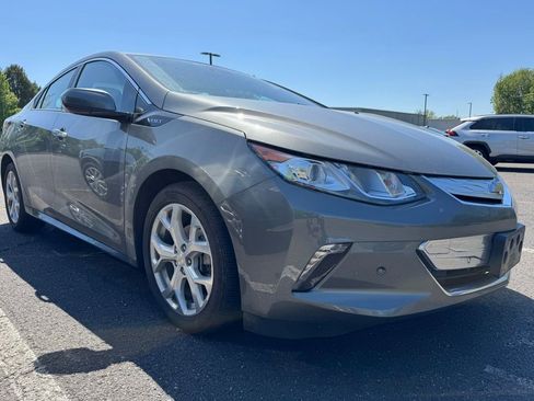 Used 2016 Chevrolet Volt Premier w/ Driver Confidence Package FWD image 1