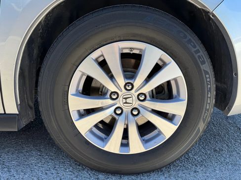 Used 2017 Honda Odyssey SE image 7