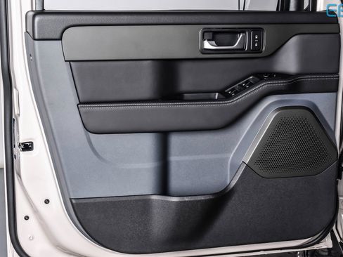 New 2025 INEOS Grenadier image 13