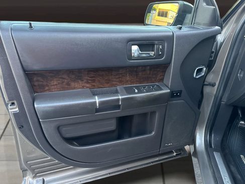 Used 2014 Ford Flex Limited FWD image 15