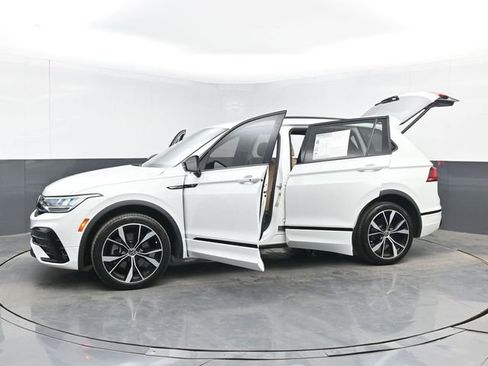 Used 2022 Volkswagen Tiguan SE R-Line FWD image 51
