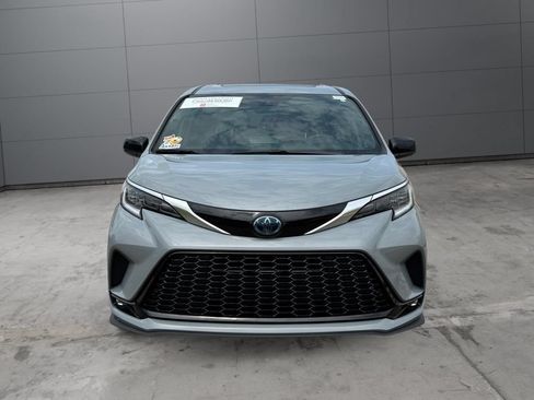 Certified 2023 Toyota Sienna XSE w/ XSE Plus Package AWD/4WD image 8