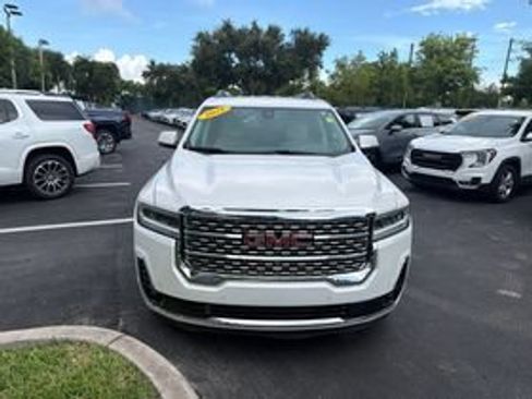 Used 2021 GMC Acadia Denali w/ Denali Technology Package AWD/4WD image 2