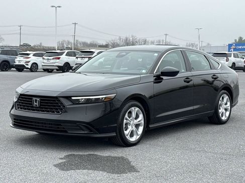Used 2025 Honda Accord LX image 27