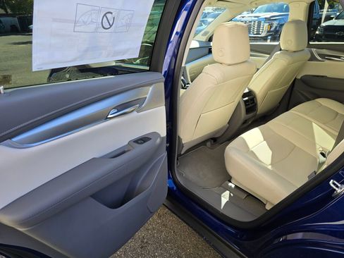 New 2025 Cadillac XT5 Premium Luxury image 16