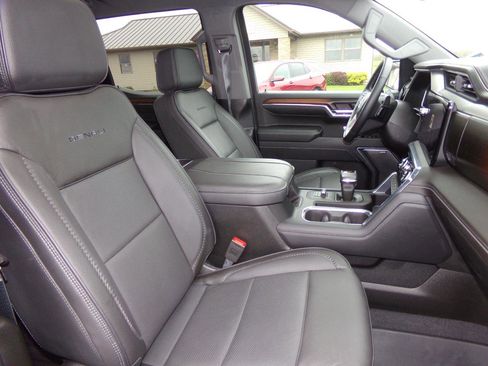 Used 2024 GMC Sierra 1500 Denali w/ Denali Reserve Package AWD/4WD image 35