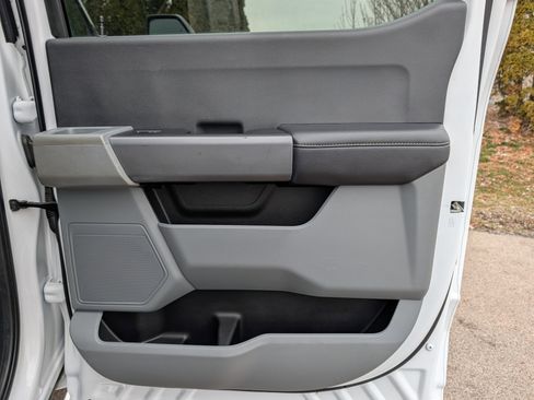 Used 2025 Ford F250 XLT image 39