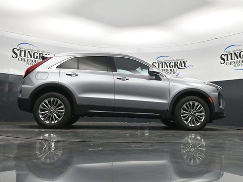Used 2025 Cadillac XT4 Premium Luxury FWD image 33