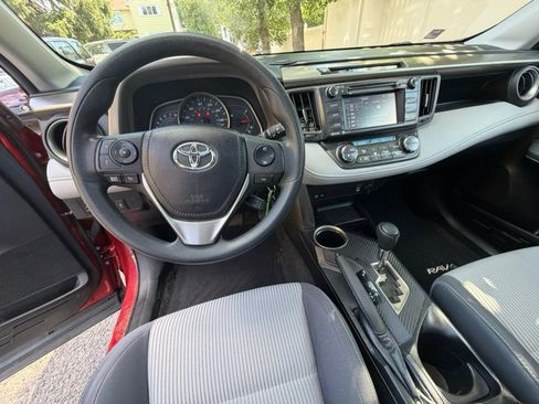 Used 2015 Toyota RAV4 XLE AWD/4WD image 7