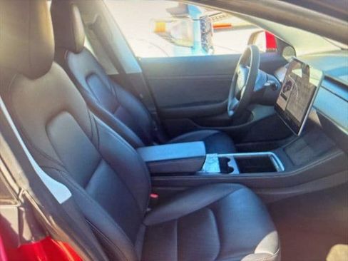 Used 2021 Tesla Model 3 Standard Range image 10