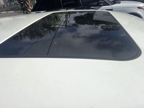 Used 2014 Porsche Cayenne image 5