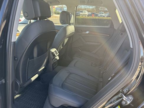Used 2021 Audi Q5 2.0T Premium w/ Convenience Package image 17