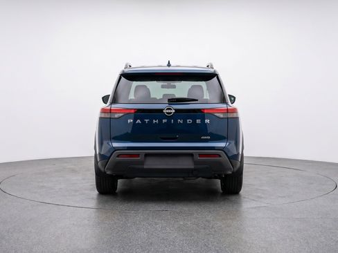 Used 2025 Nissan Pathfinder SV FWD image 7