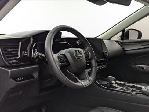 Used 2024 Lexus NX 250 FWD w/ Towing Package (2000 Lbs) image 23