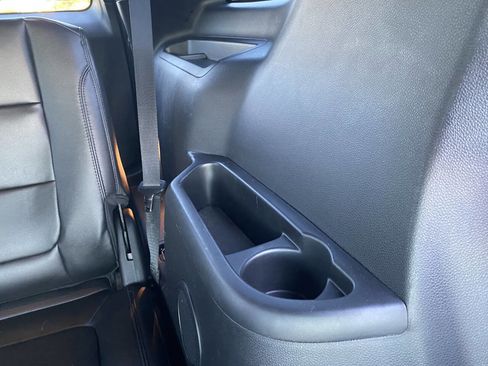 Used 2016 Ford Explorer XLT w/ Equipment Group 202A image 17