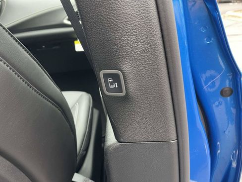 New 2026 Chrysler Pacifica Select FWD image 20